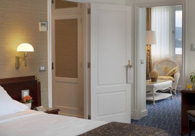 Las mejores habitaciones en Gran Hotel La Toja. El entorno más romántico con los mejores precios de Pontevedra